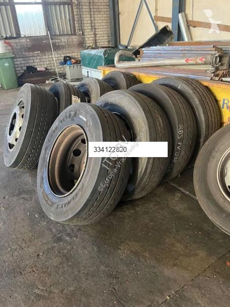 Continental 315/70R22,5 truck part