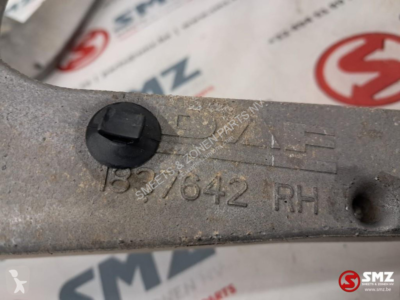 DAF Occ koplamphouder rechts DAF truck part