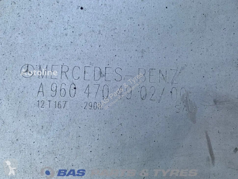 Mercedes Mercedes 290 Liter truck part