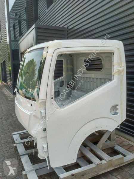 قطع غيار الآليات الثقيلة Renault MAXITY 2007 ->