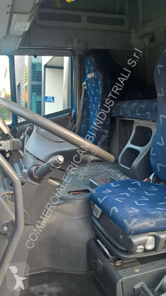قطع غيار الآليات الثقيلة Iveco STRALIS AT EURO...