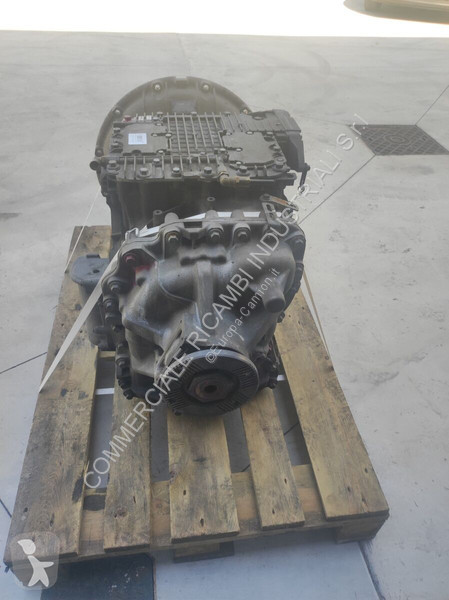 قطع غيار الآليات الثقيلة Volvo AT2612D