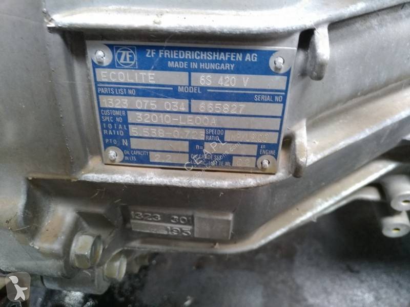 Náhradní díly pro kamiony Renault Moteur ZD30...