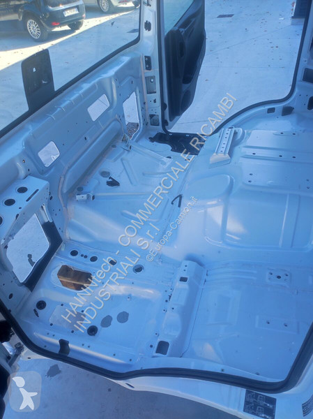 قطع غيار الآليات الثقيلة Mercedes ATEGO 4...