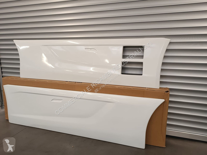 قطع غيار الآليات الثقيلة Iveco EURO 6 - ADBlue...