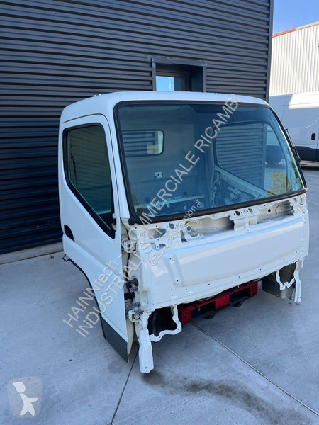 Pezzi di ricambio per mezzi pesanti Mitsubishi...