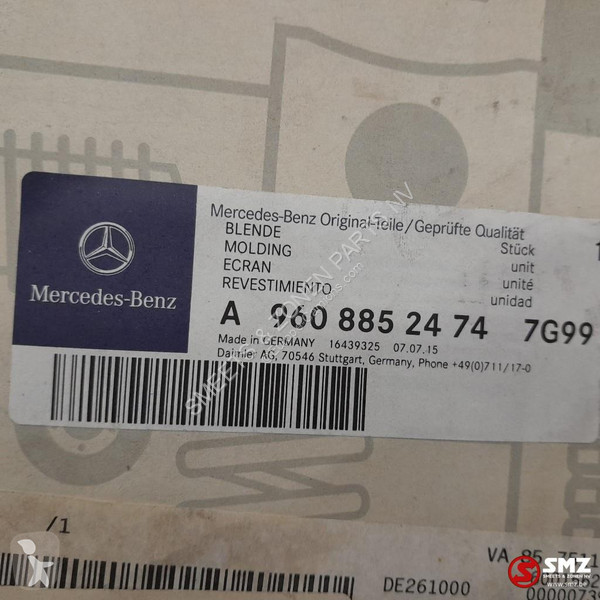 قطع غيار الآليات الثقيلة Mercedes Occ Grille...