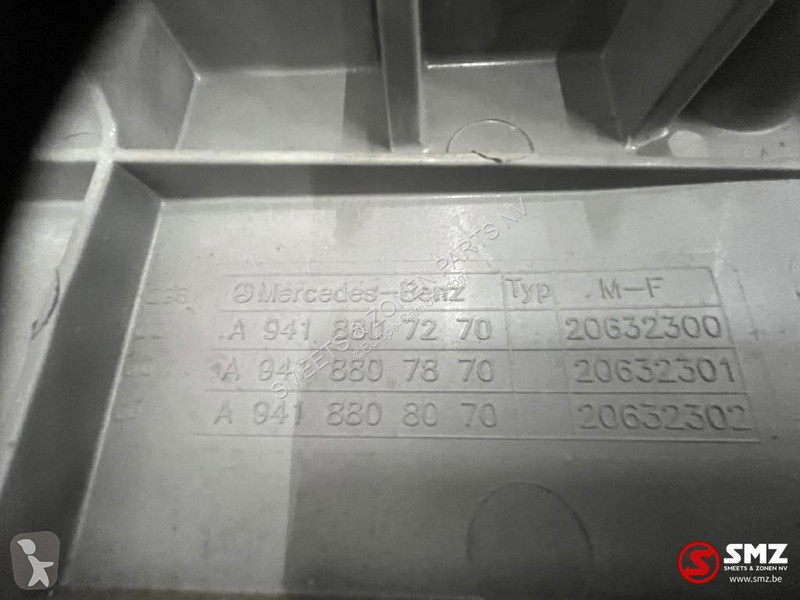 Reservdelar lastbilar Mercedes Occ bumperhoek...