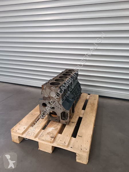 قطع غيار الآليات الثقيلة MAN TGM