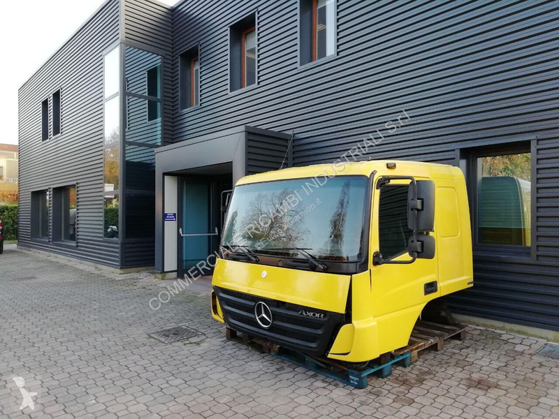 قطع غيار الآليات الثقيلة Mercedes AXOR ATEGO...