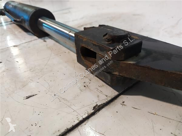 Piese camioane Iveco Vérin hydraulique pour camion