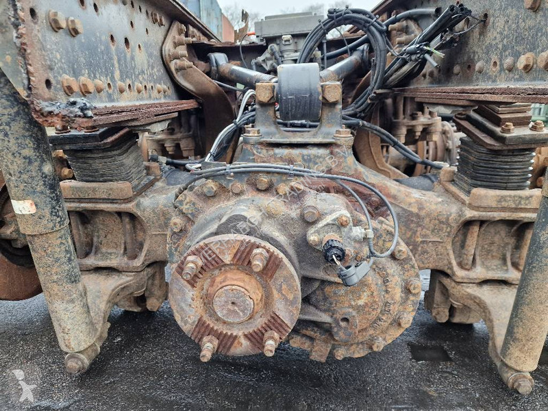 Reservdelar lastbilar Mercedes Tandem axle