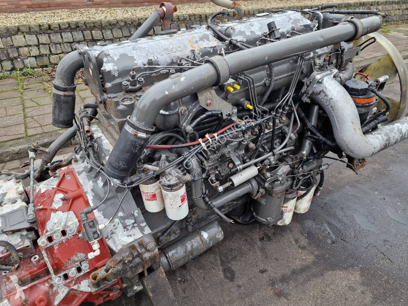 Vrachtwagenonderdelen Iveco EUROSTAR 8210
