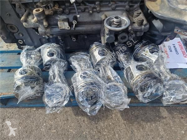 Vrachtwagenonderdelen Iveco Moteur pour camion...