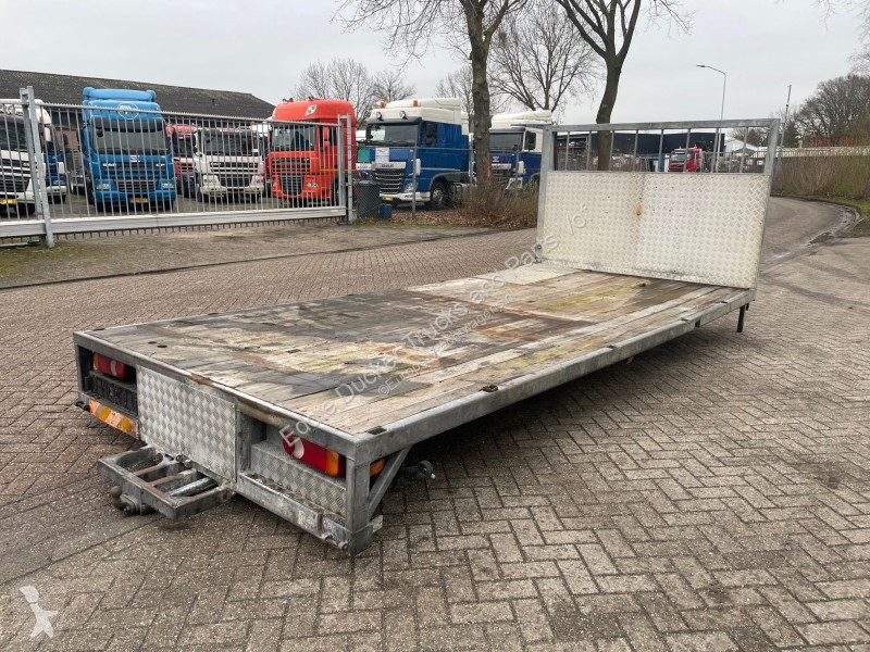 Uitrusting voor vrachtwagens  OPEN LAADBAK