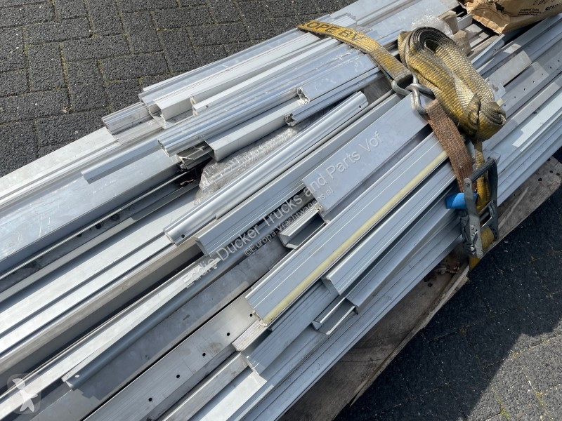 Reservedele til lastbil Schmitz Cargobull...