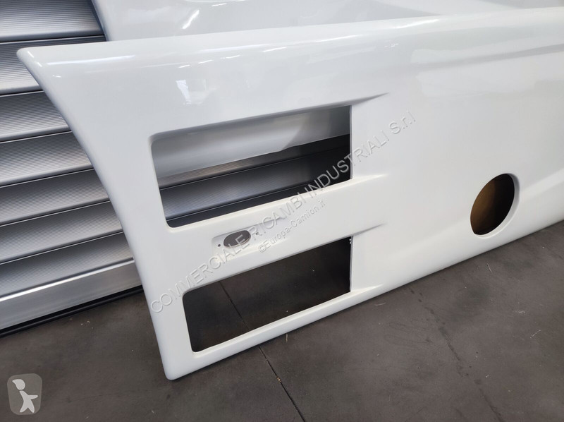 قطع غيار الآليات الثقيلة Iveco
