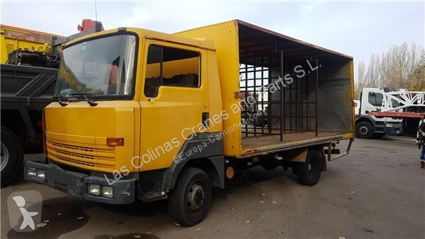 Piese camioane Nissan Demi-essieu Palier pour...