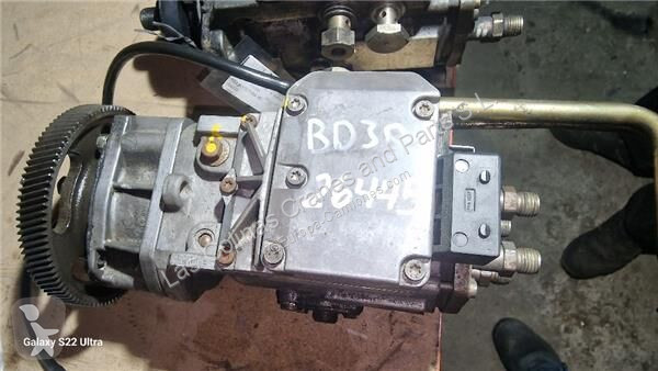 Piese camioane Nissan Pompe d'injection pour...