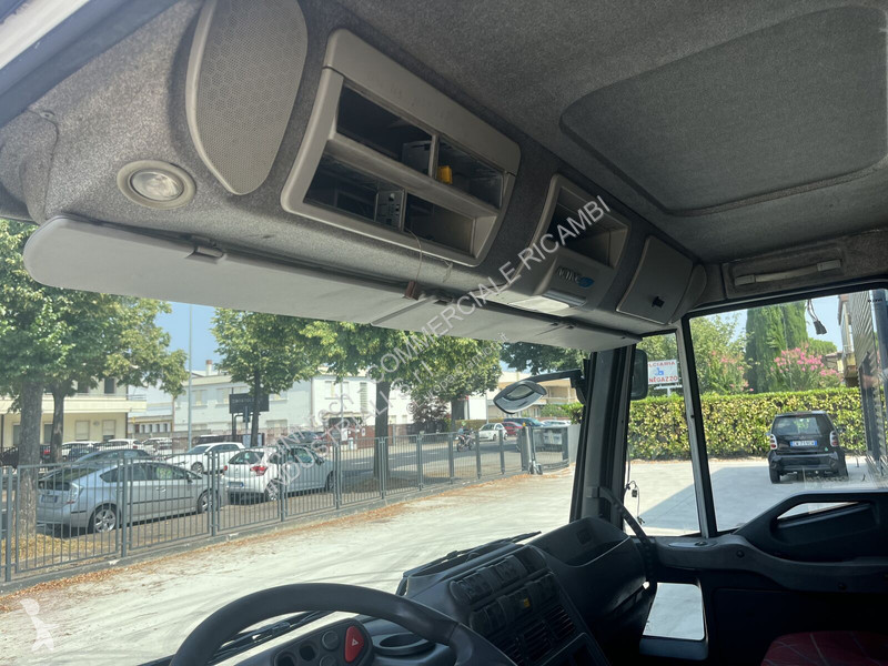 Pièces poids lourds Iveco Stralis -