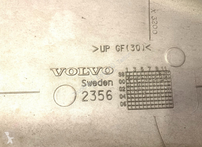 Náhradní díly pro kamiony Volvo 2-seeria (01.02-)