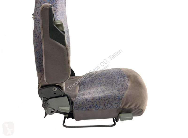 Náhradní díly pro kamiony Renault TRUCKS Dxi...