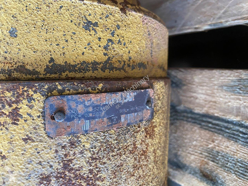 Samochód dostawczy Caterpillar D11 Hydraulic...