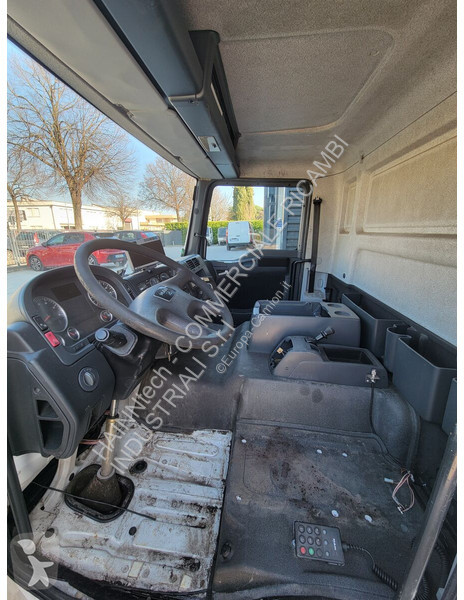 Vrachtwagenonderdelen MAN TGM - Day cab