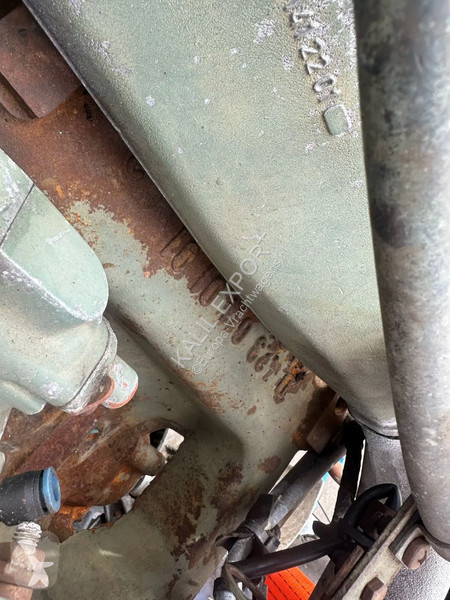 Reservedele til lastbil Mercedes OM423 V10...