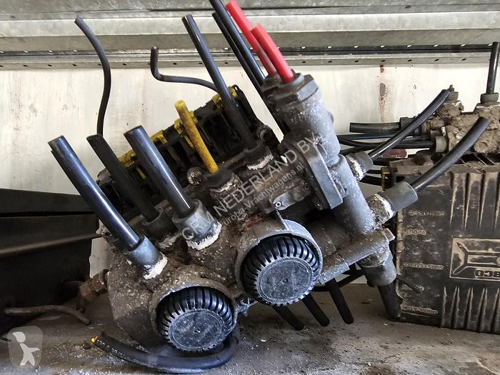 قطع غيار الآليات الثقيلة Wabco TEBS-E5 24 V...