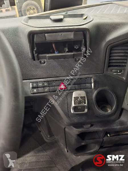 قطع غيار الآليات الثقيلة Mercedes Occ Cabine...