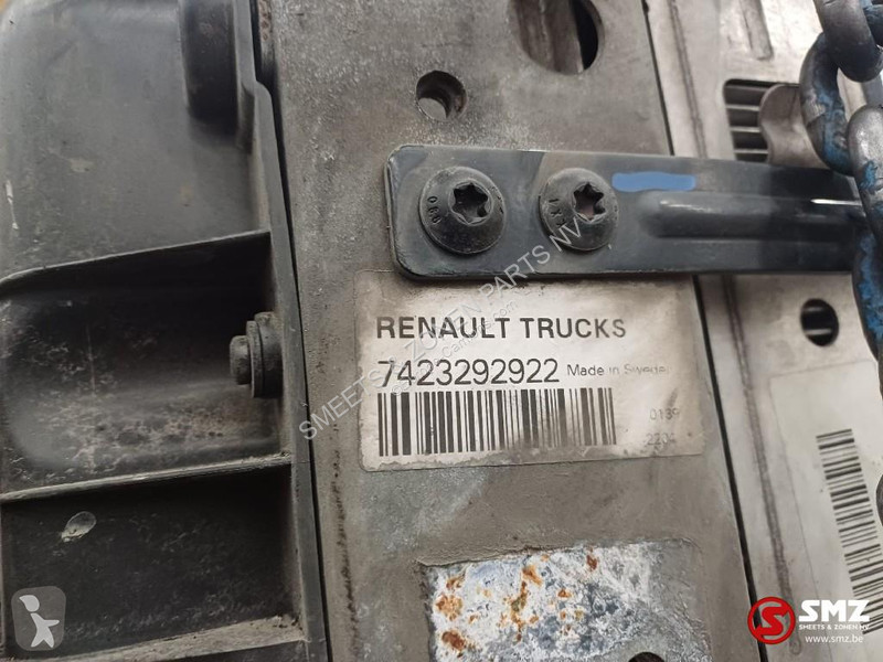 Reservdelar lastbilar Renault Occ radiator +...