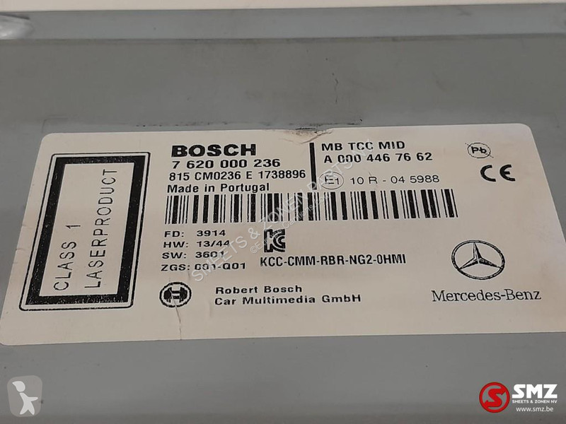 قطع غيار الآليات الثقيلة Mercedes Occ radio +...