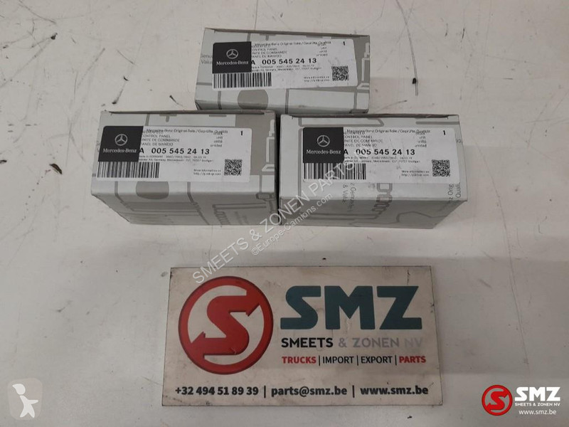 Reservdelar lastbilar Mercedes Set van 3...