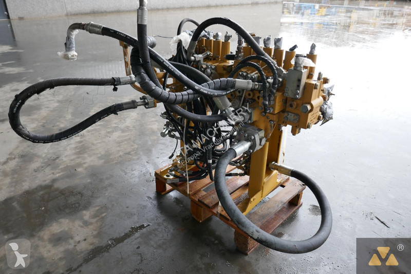 Reservdelar lastbilar Caterpillar Main valve