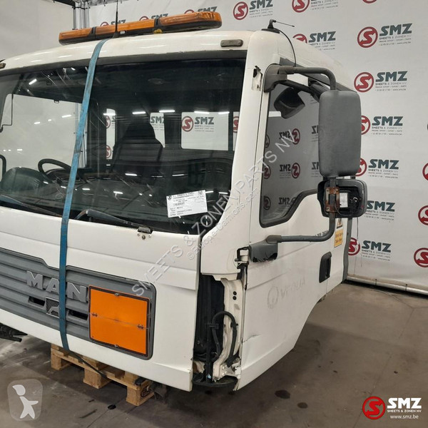 قطع غيار الآليات الثقيلة MAN Occ cabine RHD MAN