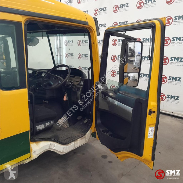 قطع غيار الآليات الثقيلة MAN Occ cabine RHD MAN