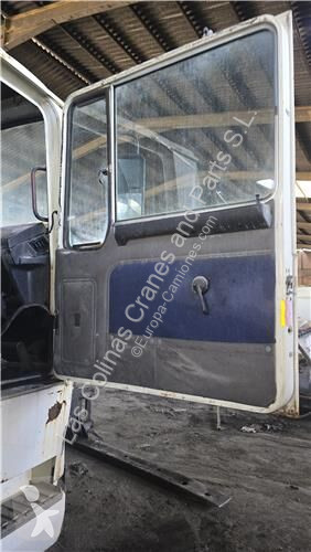 قطع غيار الآليات الثقيلة Pegaso Cabine 1217.20...