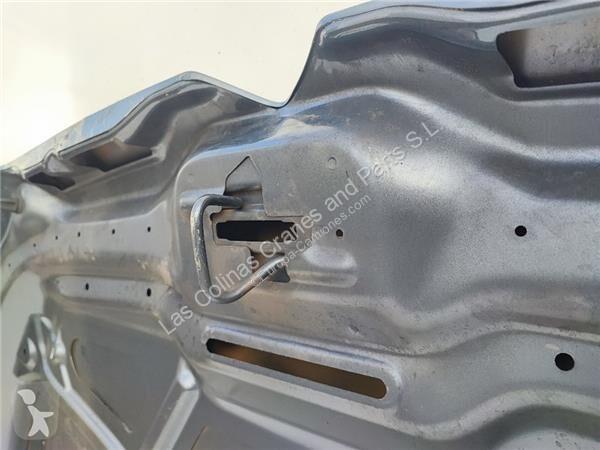Pezzi di ricambio per mezzi pesanti Peugeot...