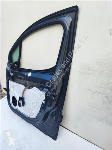 قطع غيار الآليات الثقيلة Peugeot Porte 9004Z6...