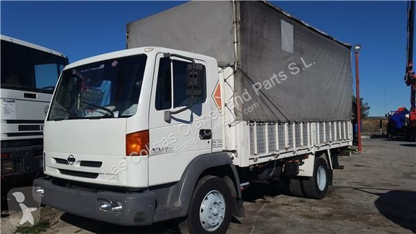 قطع غيار الآليات الثقيلة Nissan Cabine pour...