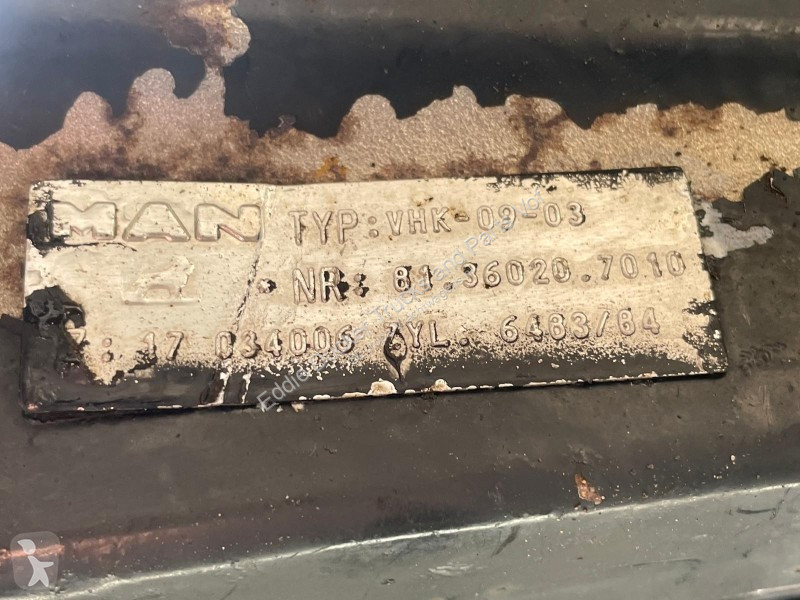 قطع غيار الآليات الثقيلة MAN 81.36020-7010...