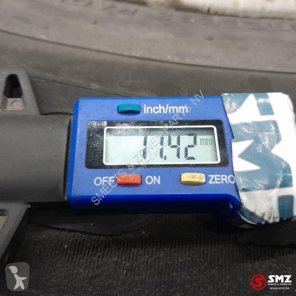 قطع غيار الآليات الثقيلة Pirelli Occ...
