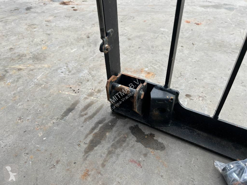 Náhradní díly pro kamiony Caterpillar 313E /...