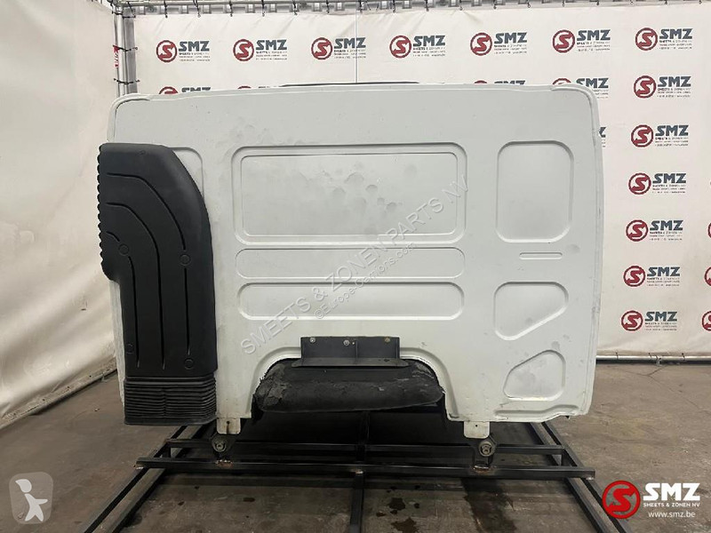 قطع غيار الآليات الثقيلة Renault Occ cabine...