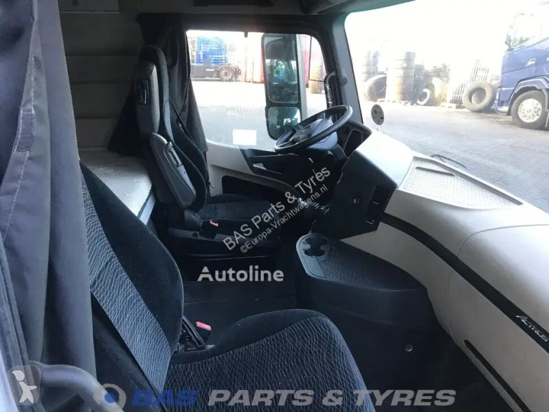 قطع غيار الآليات الثقيلة Mercedes