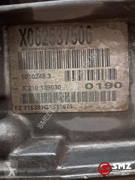 قطع غيار الآليات الثقيلة Mercedes...