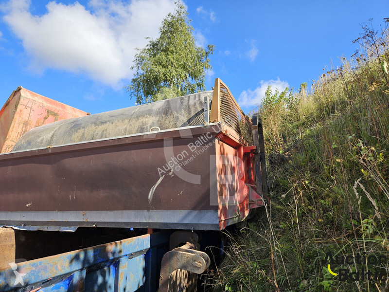 Запчасти для грузовика  truck cargo part with...