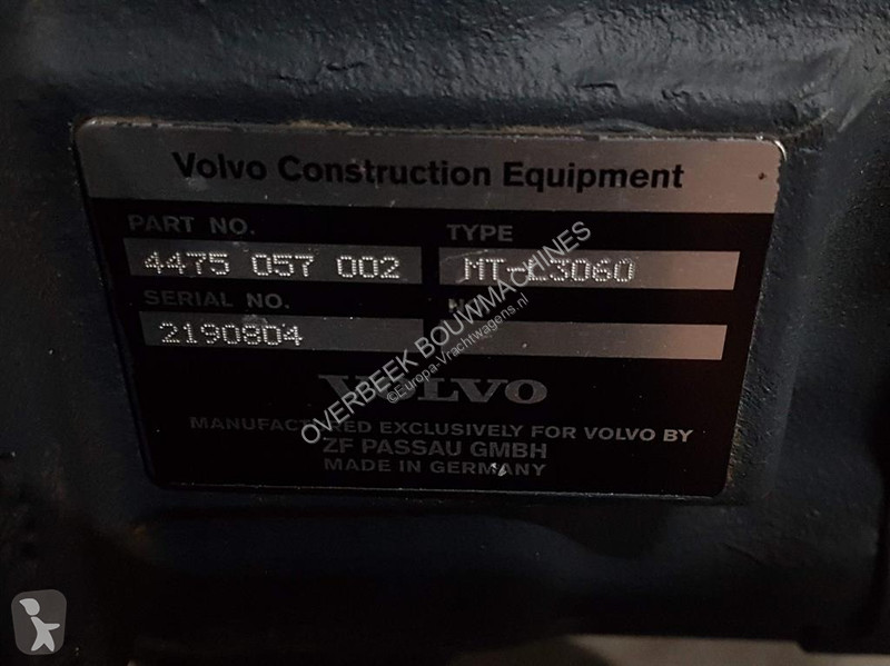 قطع غيار الآليات الثقيلة Volvo...