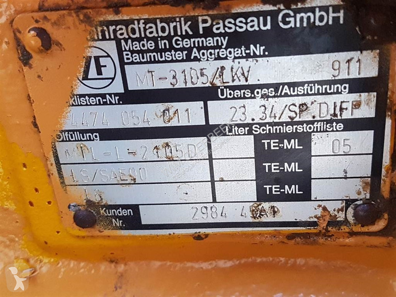 قطع غيار الآليات الثقيلة Case 921C-ZF...